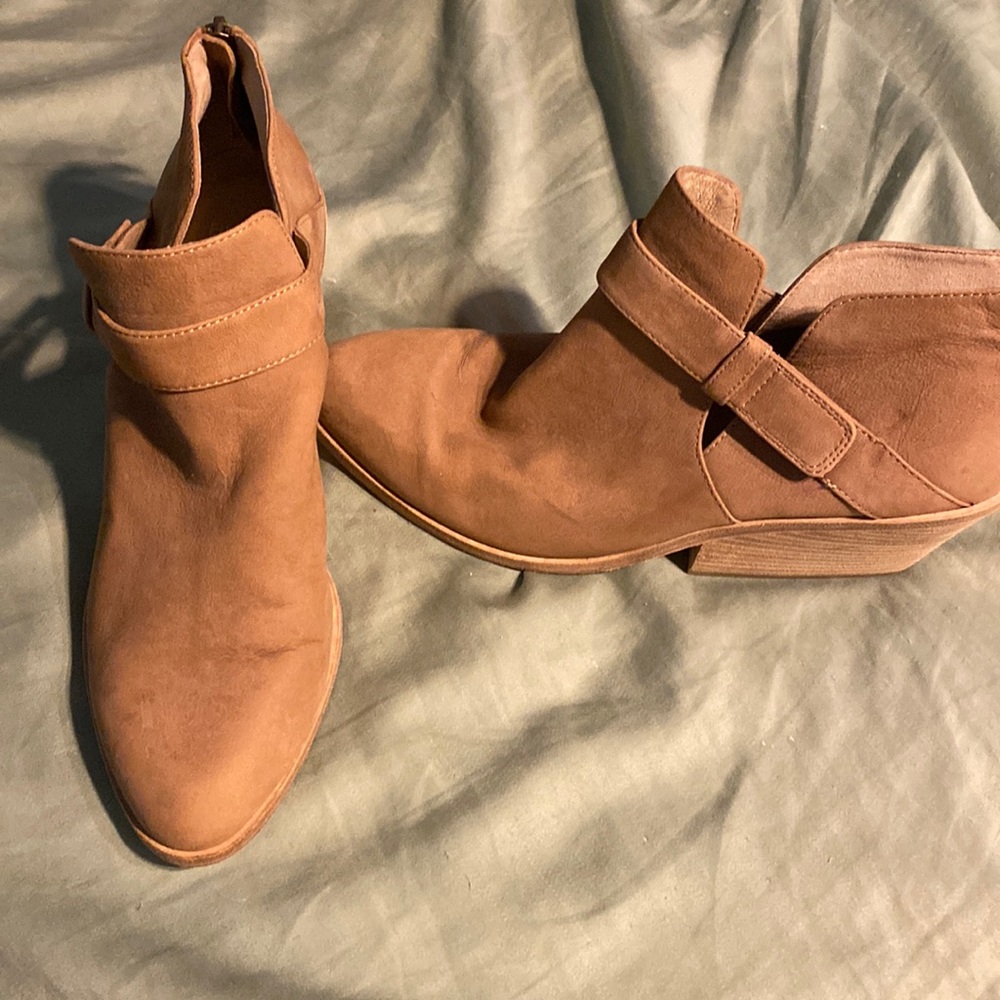 Eileen Fisher size 10 ankle boots.